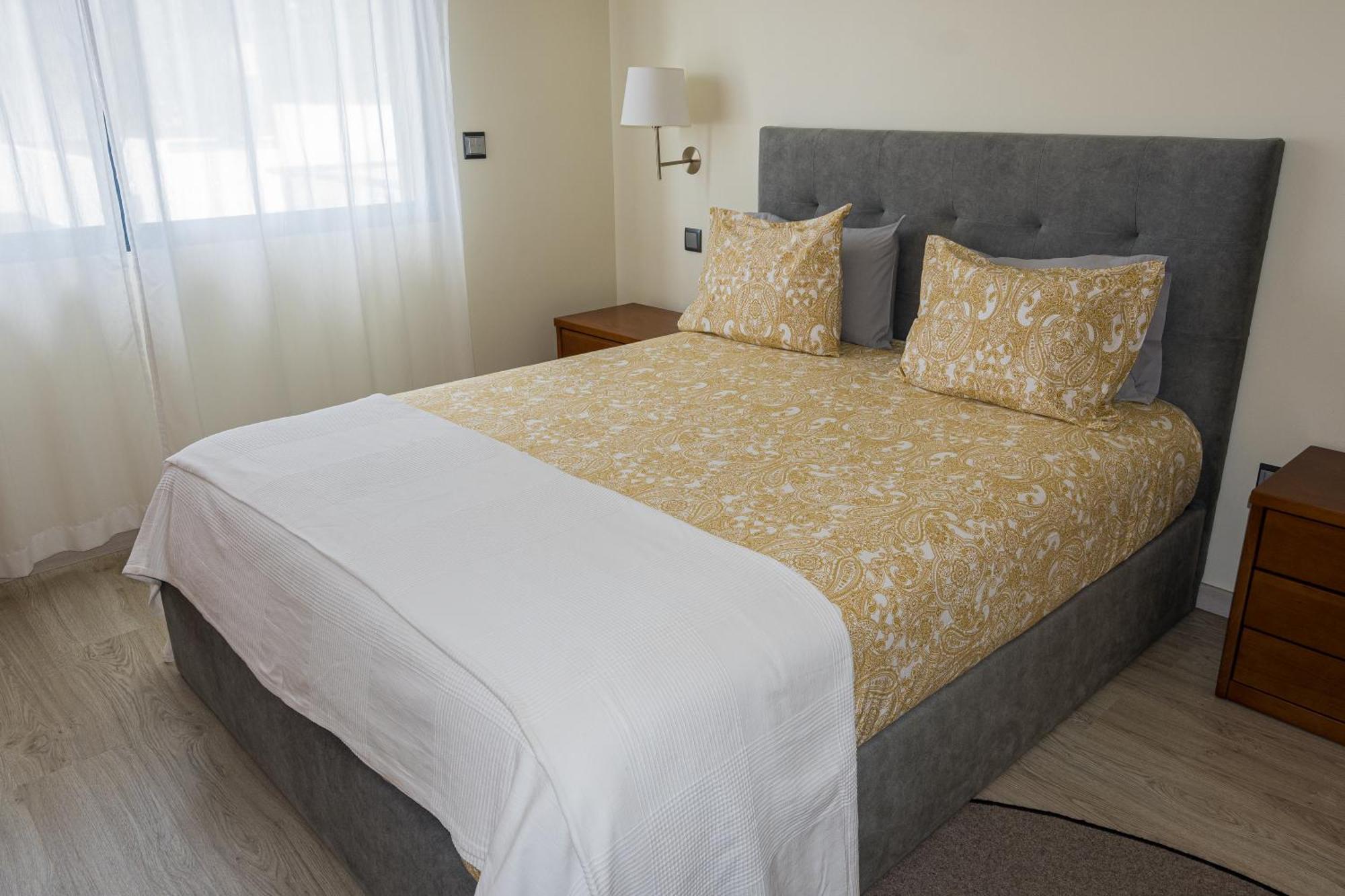Cabo Da Vila Guesthouse ฮิเบย์รา กรันเจ ภายนอก รูปภาพ