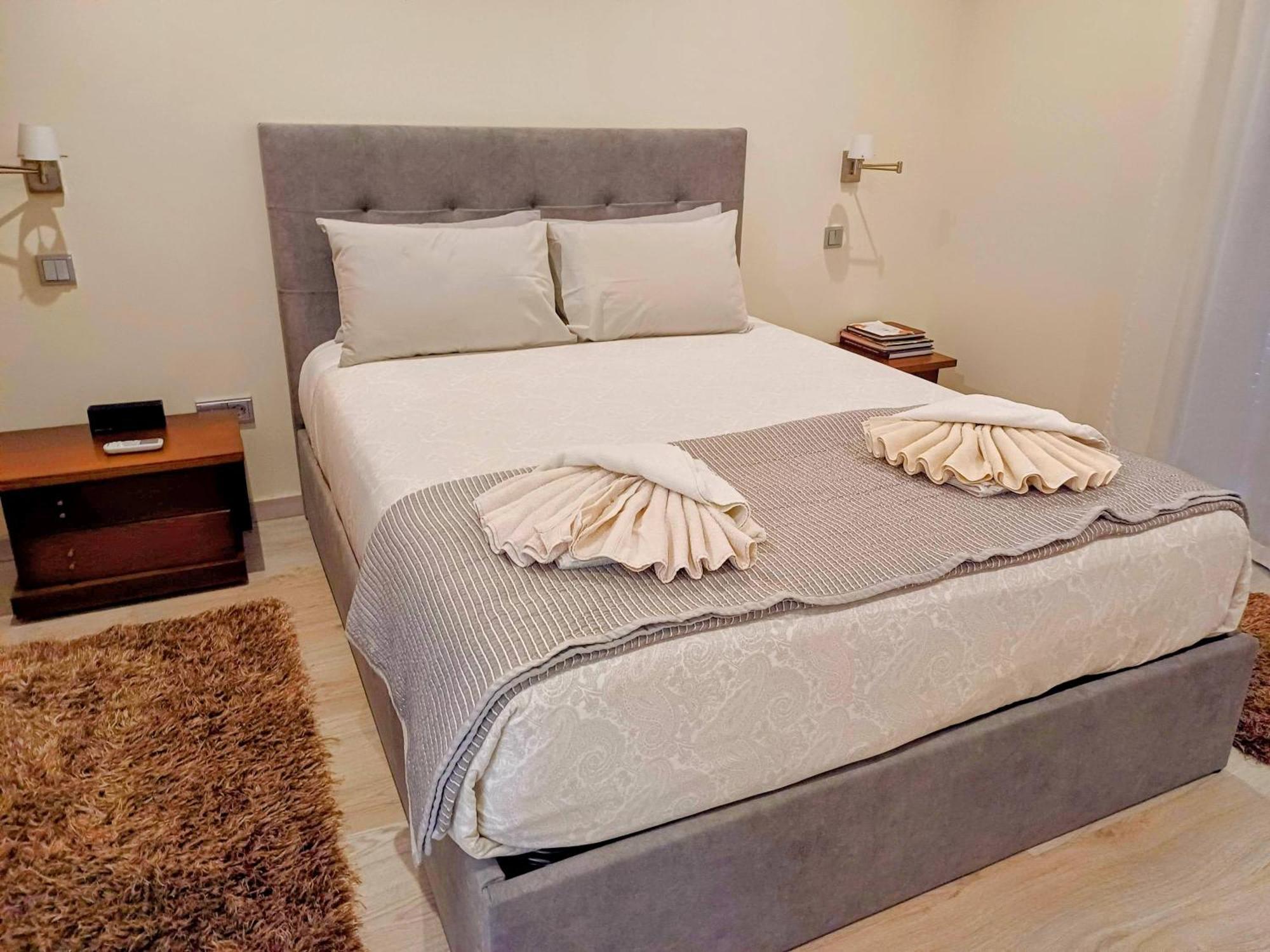 Cabo Da Vila Guesthouse ฮิเบย์รา กรันเจ ภายนอก รูปภาพ