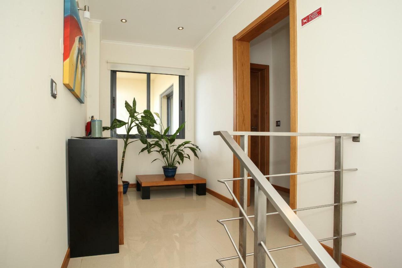 Cabo Da Vila Guesthouse ฮิเบย์รา กรันเจ ภายนอก รูปภาพ